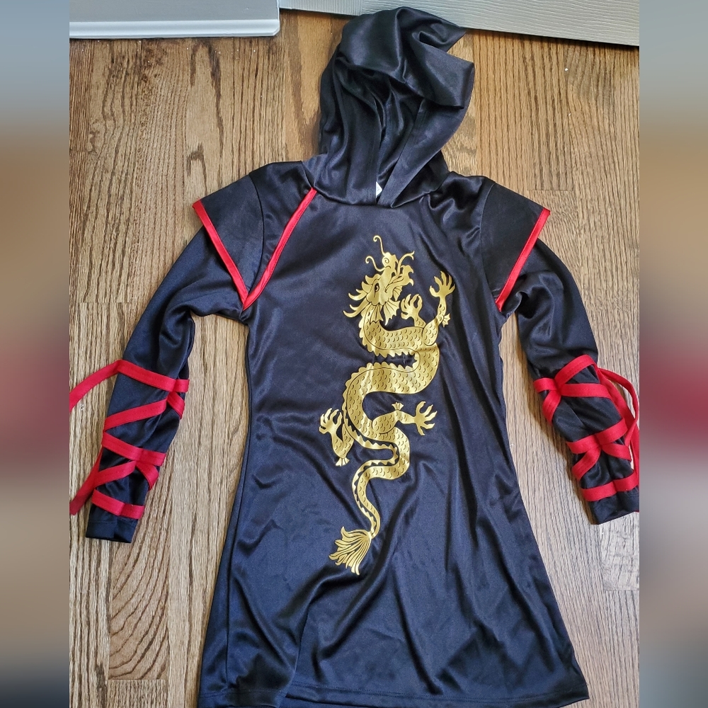 Size S Girls Dragon Ninja Costume